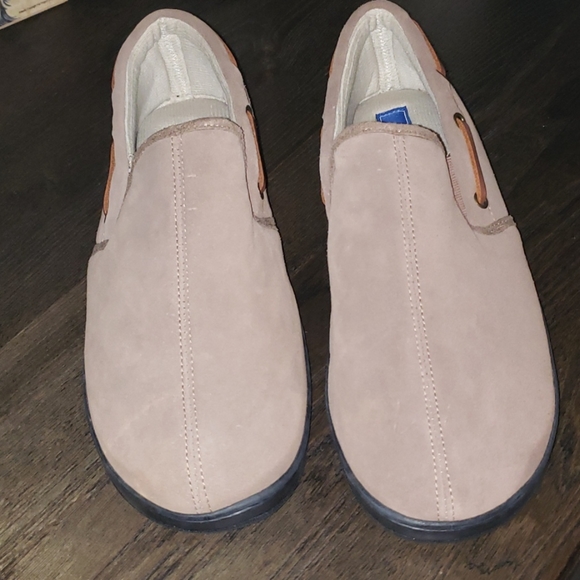 dockers bedroom shoes